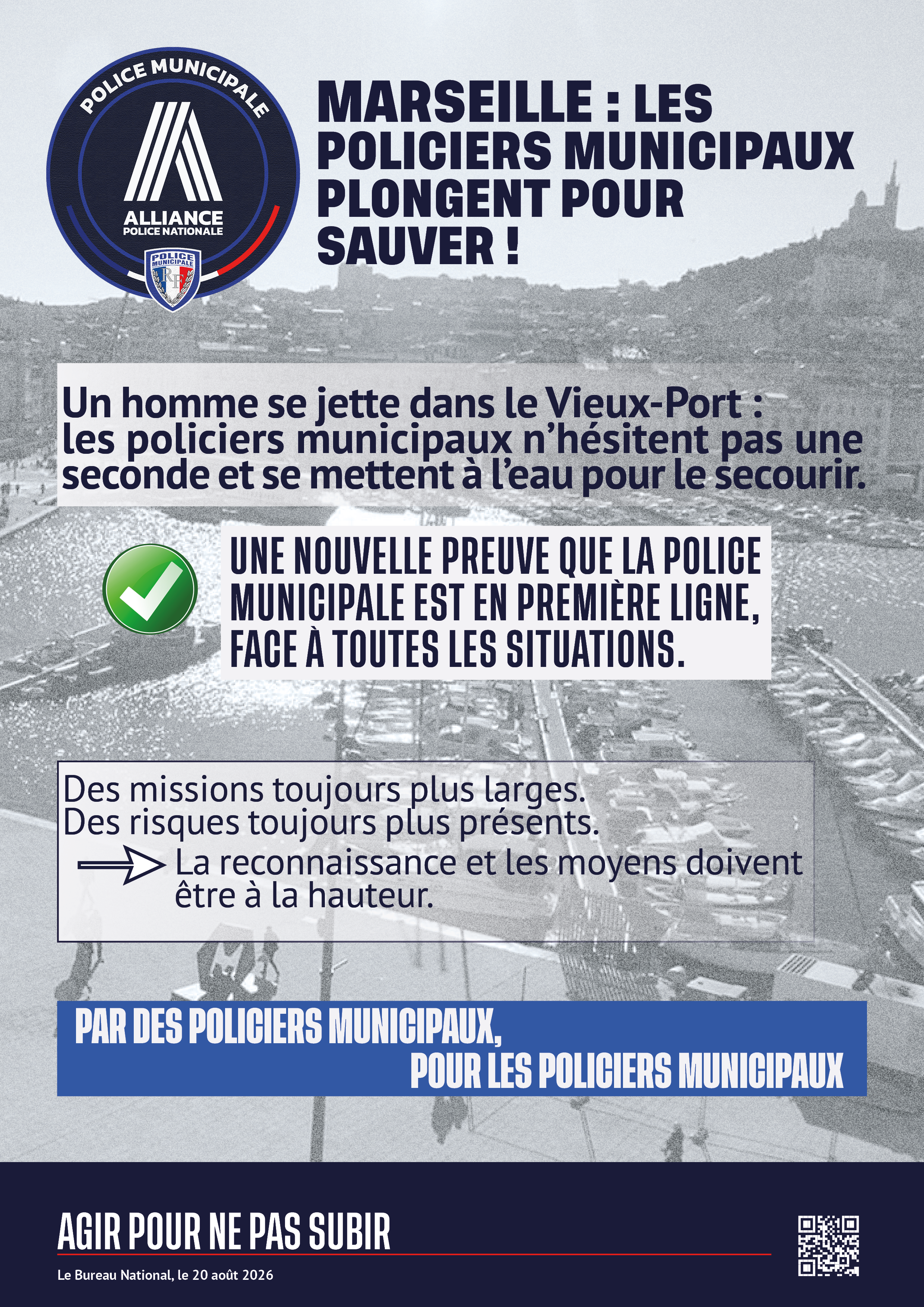 MARSEILLE : les policiers municipaux plongent pour sauver.